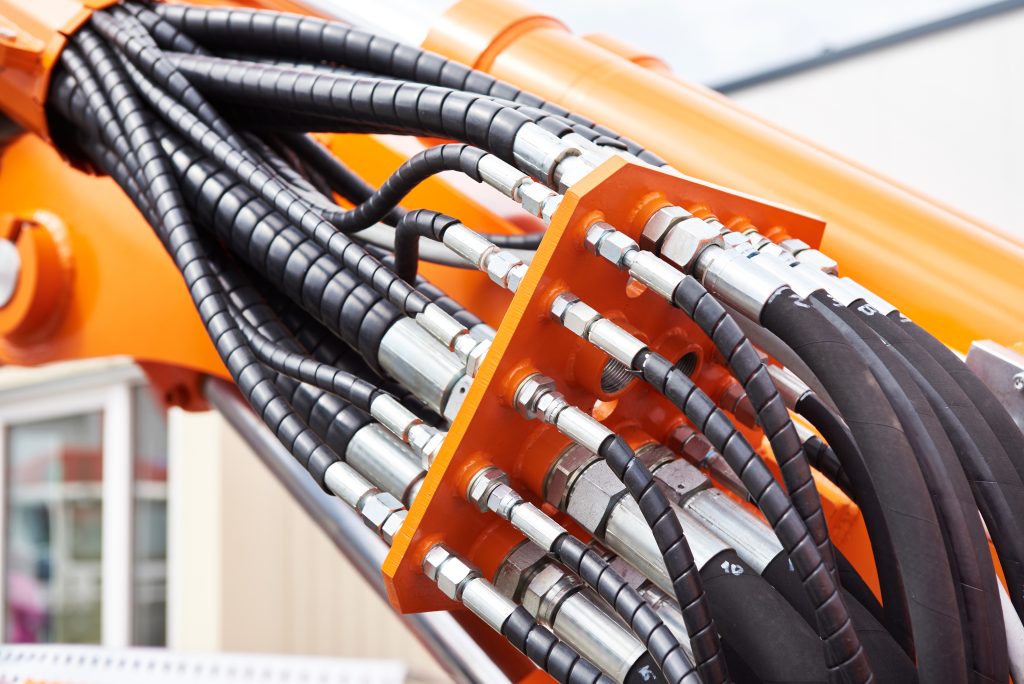 Hydraulic hoses in industrial systems